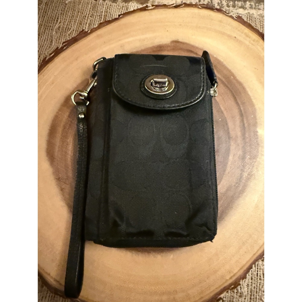 Vintage Coach Signature Logo Turn Lock Wristlet ID Wallet Pouch Black Rare